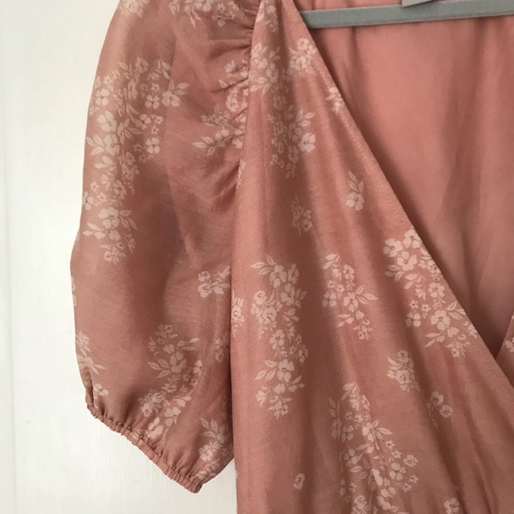 H&M Pink Floral Puff Sleeve Wrap Tie Front Dress Size Medium - Picture 2 of 6